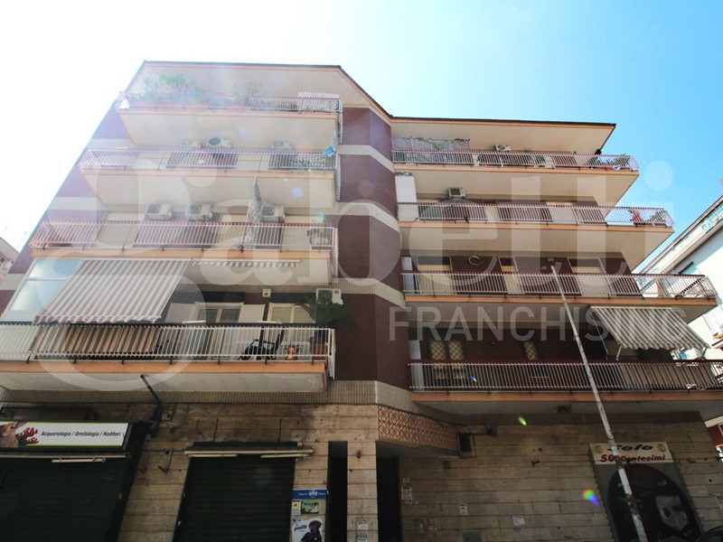 Quadrilocale in Vendita a Arzano, 195'000€, 130 m²