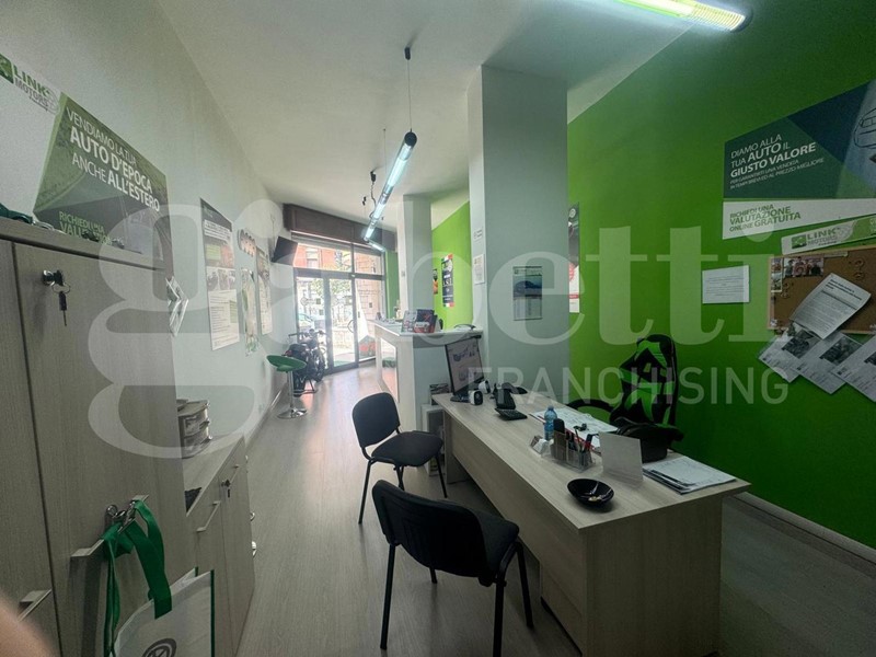 Negozio in Vendita a Rende, 50'000€, 43 m²