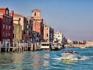 Appartamento in Vendita a Venezia, 950'000€, 225 m²