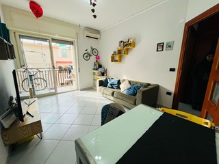 Bilocale in Vendita a Napoli, 90'000€, 50 m²