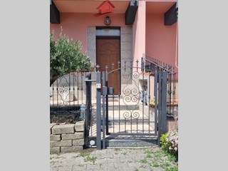Casa Semi Indipendente in Vendita a Mezzago, 180'000€, 133 m²