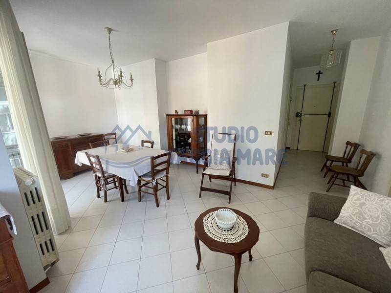 Quadrilocale in Vendita a Bordighera, 350'000€, 107 m²