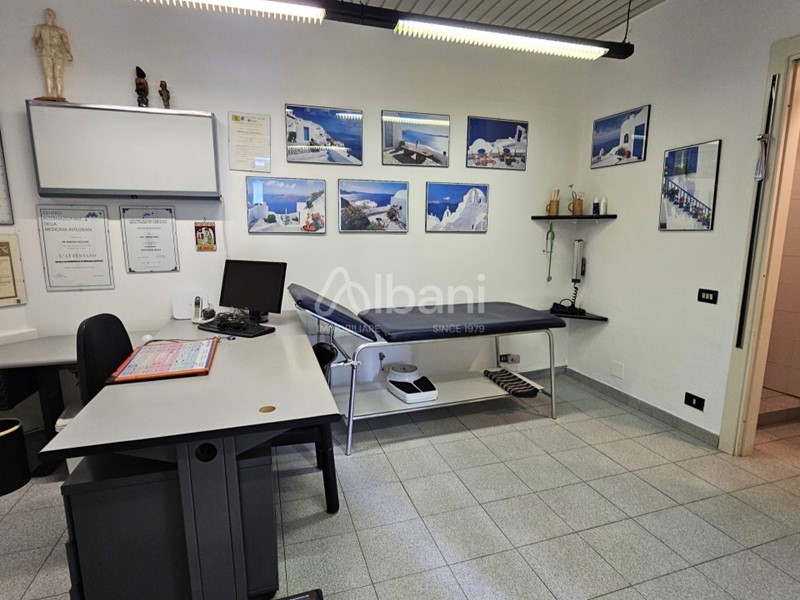Ufficio in Affitto a Vezzano Ligure, zona Prati, 550€, 35 m²