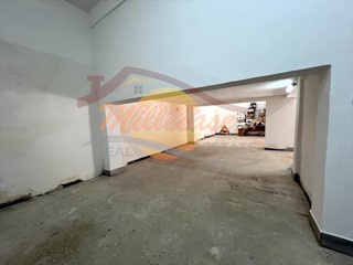Box in Vendita a Siracusa, zona Adda -Gelone - Borgata, 48'000€, 90 m²