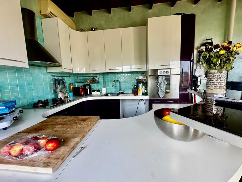 Casa Semi Indipendente in Vendita a Podenzana, zona Montedivalli, 120'000€, 130 m², arredato