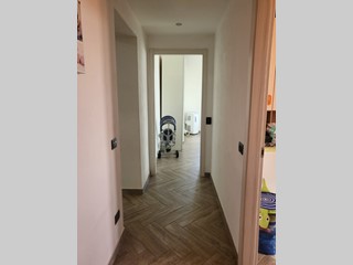 Bilocale in Vendita a Cinisello Balsamo, 162'000€, 63 m²