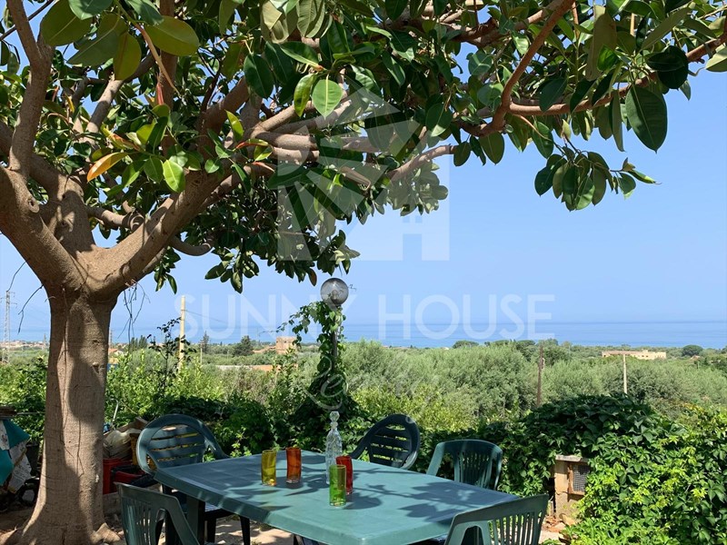 Villa in Vendita a Cefalù, zona C.da San Nicola, 380'000€, 150 m²