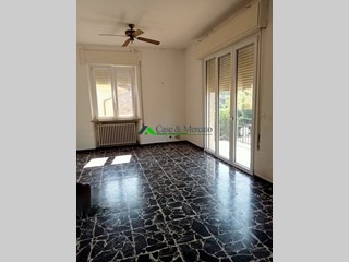 Appartamento in Vendita a Capannori, 149'000€, 110 m²