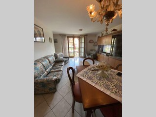 Quadrilocale in Vendita a Arcola, zona Romito Magra, 189'000€, 120 m²