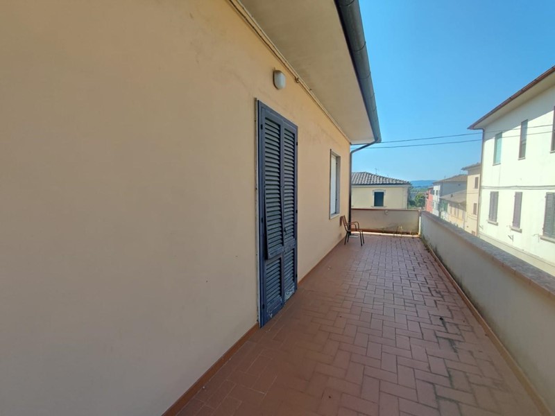 Attico in Vendita a Palaia, zona Forcoli, 175'000€, 145 m², arredato