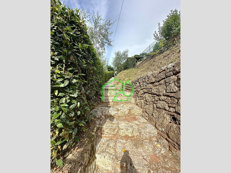 Casa di corte in Vendita a Camaiore, zona Orbicciano, 225'000&euro;, 150 m², arredato