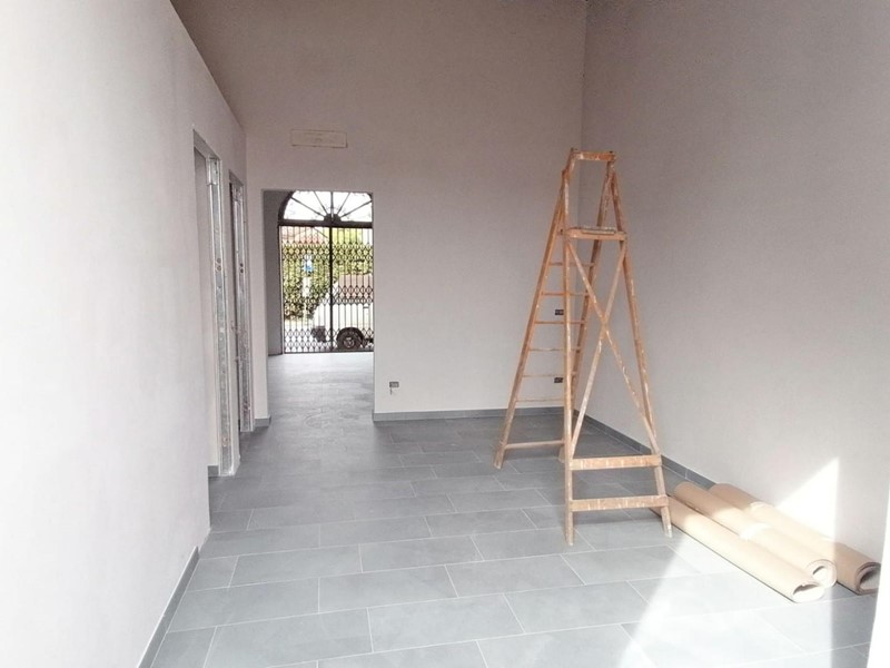 Immobile commerciale in Vendita a Lucca, zona San Marco, 99'000€, 47 m²