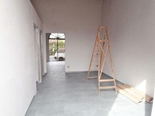 Immobile commerciale in Vendita a Lucca, zona San Marco, 99'000€, 47 m²