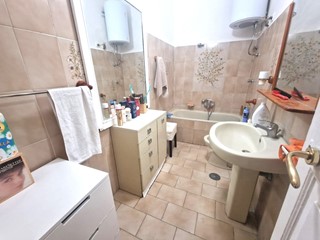 Appartamento in Vendita a Napoli, 520'000€, 160 m²