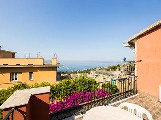 Casa Indipendente in Vendita a Genova, zona Nervi, 695'000€, 175 m²