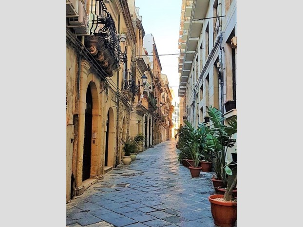 Appartamento in Vendita a Siracusa, 280'000&euro;, 123 m², arredato