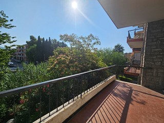 Trilocale in Vendita a Diano Marina, 275'000€, 60 m², con Box