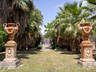 Villa in Vendita a Noto, zona Centro Storico, 3'900'000€, 500 m²