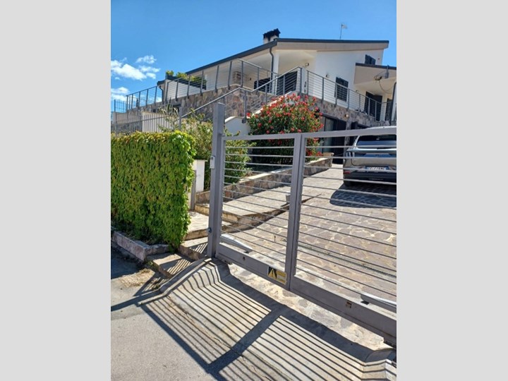 Appartamento in Affitto a Monte Argentario, zona Terrarossa , 6'000€, 100 m², arredato