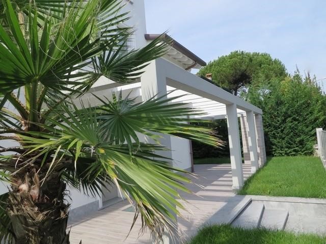 Villa in Vendita a Montignoso, zona Cinquale, 8'200'000€, 210 m²