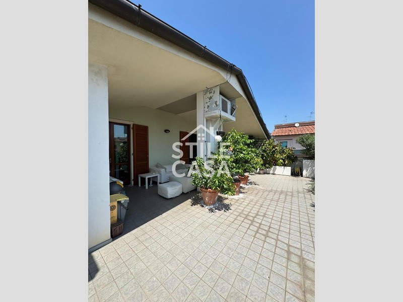 Attico in Vendita a Montecatini Terme, 260'000€, 130 m²