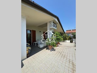 Attico in Vendita a Montecatini Terme, 260'000€, 130 m²