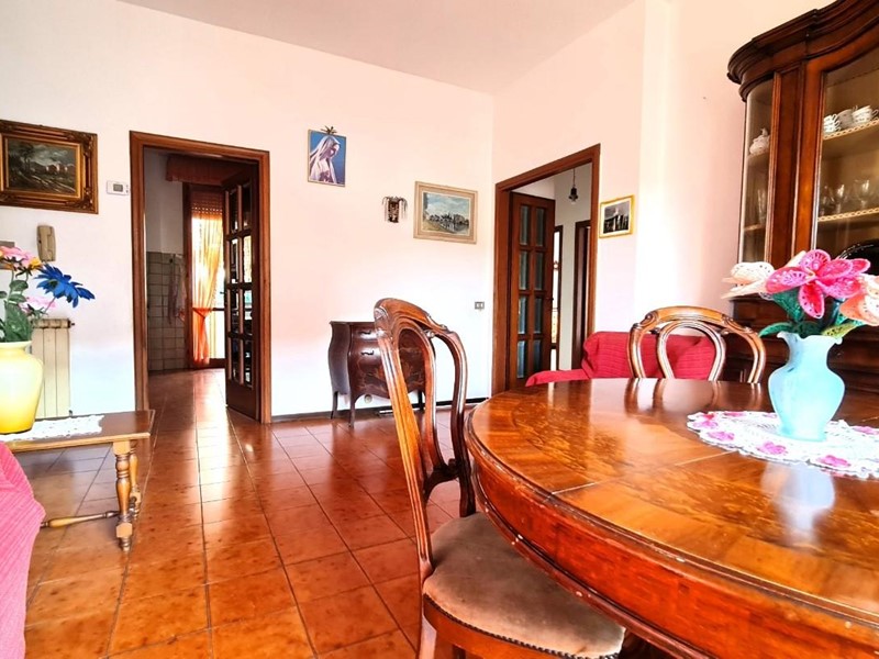 Appartamento in Vendita a Santa Croce sull'Arno, 129'000€, 110 m²