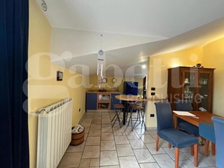 Attico in Vendita a Piedimonte Matese, 83'000€, 81 m²