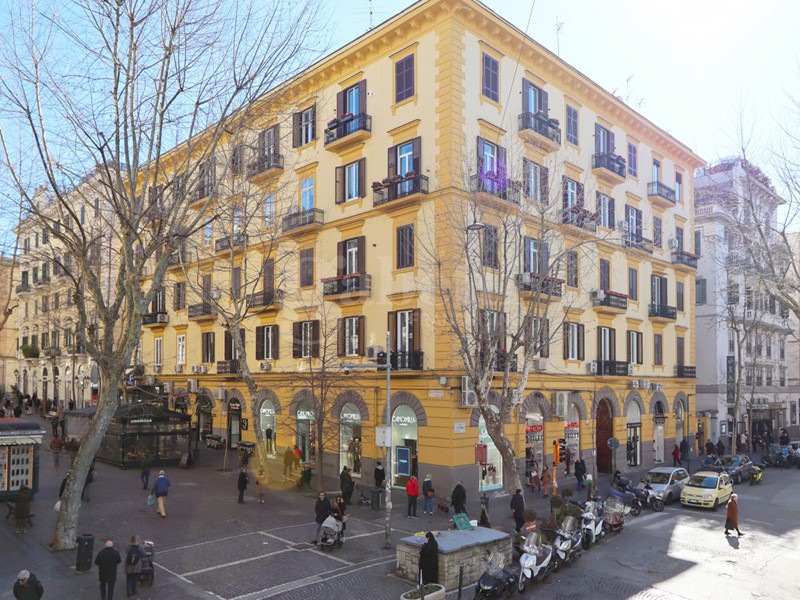 Quadrilocale in Vendita a Napoli, 750'000€, 125 m²