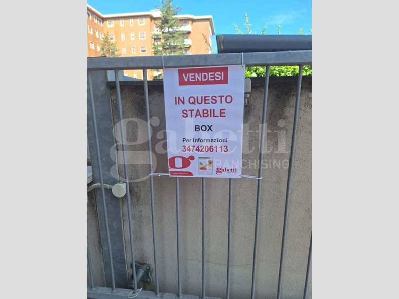 Box in Vendita a Rozzano, 11'500€, 16 m²