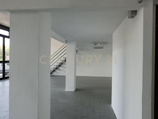 Immobile commerciale in Vendita a Piancastagnaio, 135'000€, 100 m²