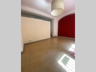 Capannone in Affitto a Lucca, zona Centro Storico, 1'300€, 75 m²