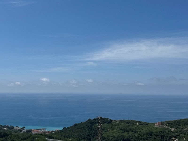 Quadrilocale in Affitto a Lavagna, zona collina o nel verde, 1'500€, 129 m²