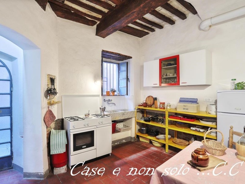 Bilocale in Vendita a Castagneto Carducci, 62'000€, 38 m²