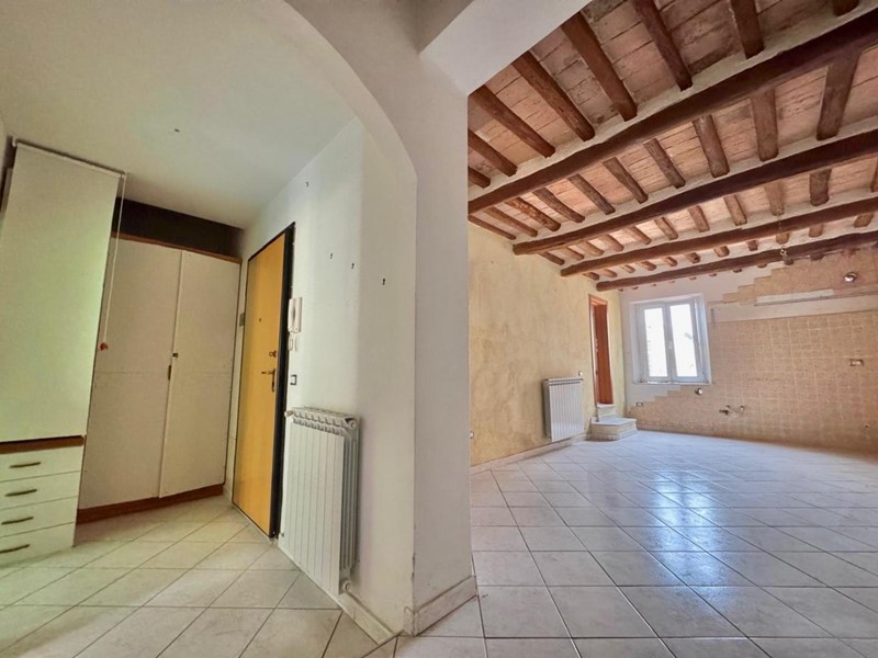 Trilocale in Vendita a Ponsacco, 79'000€, 76 m²
