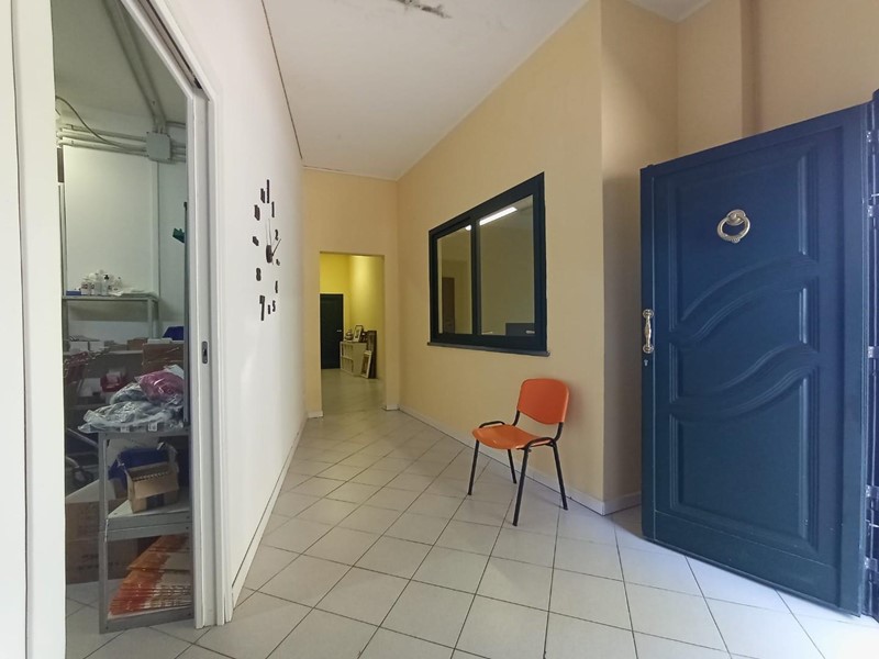 Immobile commerciale in Affitto a Pisa, zona Ospedaletto, 1'900€, 270 m²
