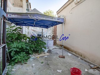 Immobile commerciale in Affitto a Livorno, 950€, 75 m²