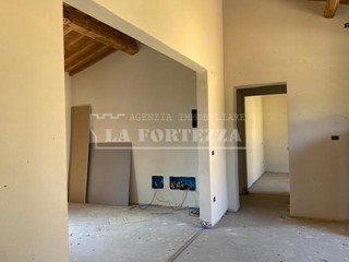 Quadrilocale in Vendita a Pisa, 250'000€, 80 m²