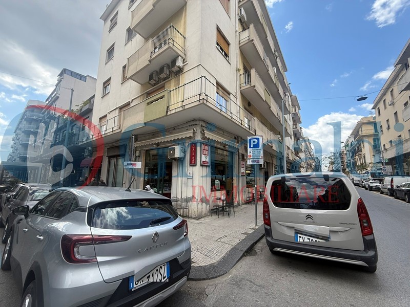 Attività commerciale in Vendita a Messina, 40'000€, 67 m²