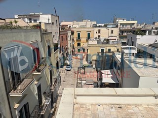 Casa Indipendente in Vendita a Trani, 800'000€, 404 m²