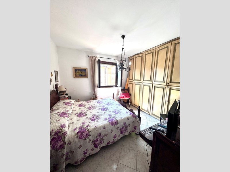 Casa Semi Indipendente in Vendita a Fosdinovo, zona Caniparola, 225'000&euro;, 140 m²