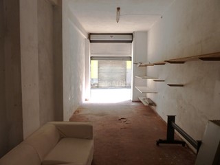 Magazzino in Affitto a Sanremo, 270€, 34 m²