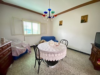 Casa Indipendente in Vendita a Boara Pisani, 49'000€, 150 m², con Box