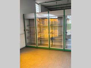 Capannone in Affitto a Baranzate, 2'150€, 130 m²