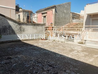 Casa Indipendente in Vendita a Canicattini Bagni, 33'000€, 91 m²