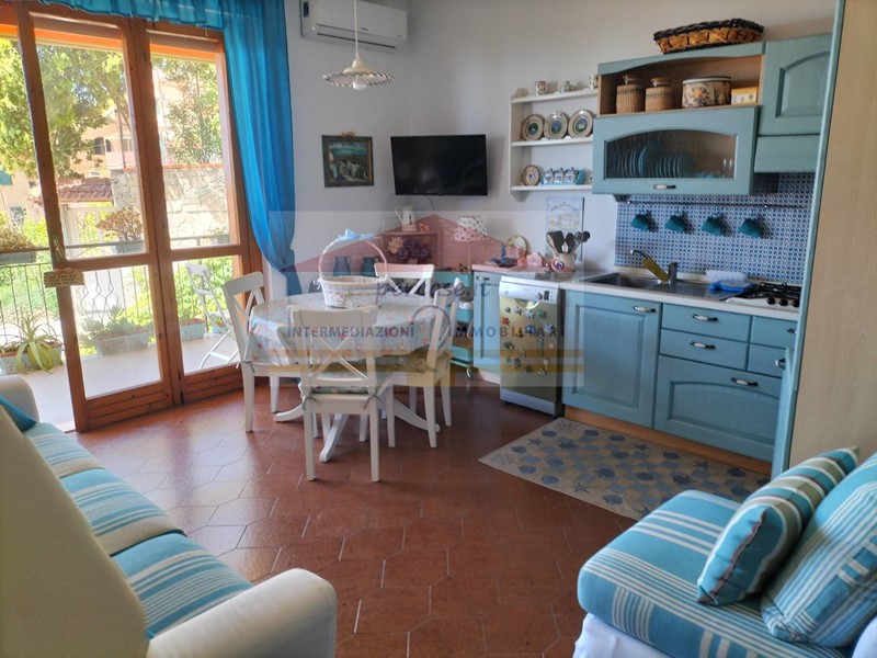 Trilocale in Vendita a Cipressa, 215'000€, 59 m²