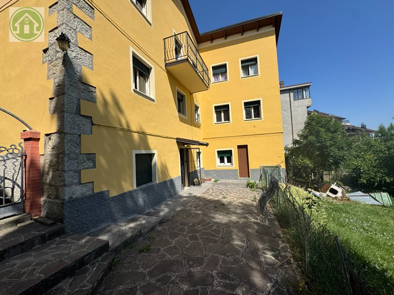 Casa Indipendente in Vendita a Pavullo nel Frignano, 145'000€, 130 m²