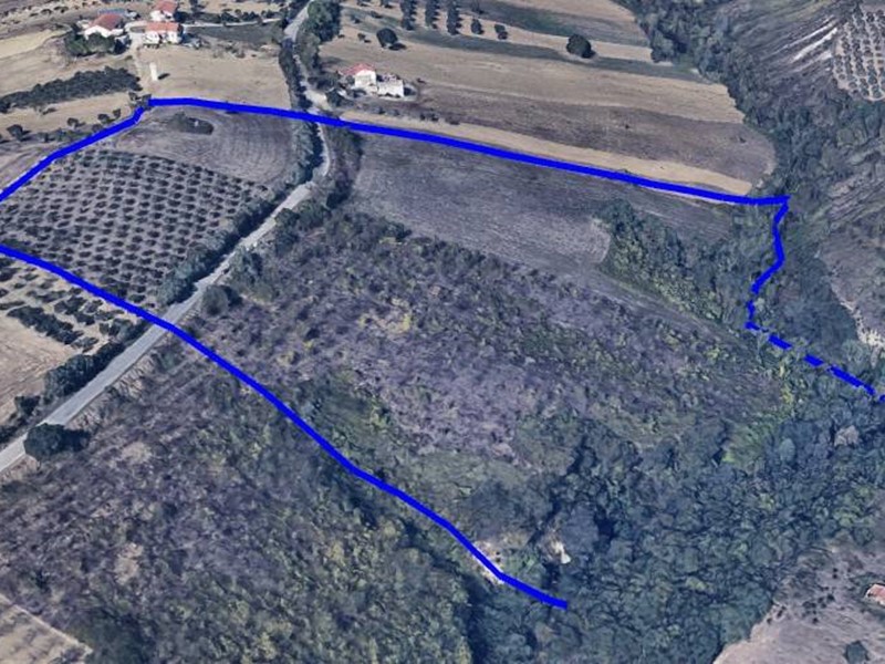Terreno agricolo in Vendita a Bellante, 100'000€, 73380 m²
