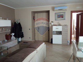 Quadrilocale in Vendita a Casoria, 115'000€, 110 m²