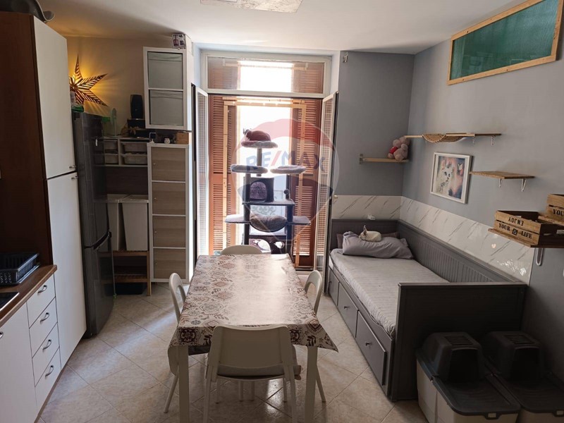 Trilocale in Vendita a Casoria, 65'000€, 66 m²